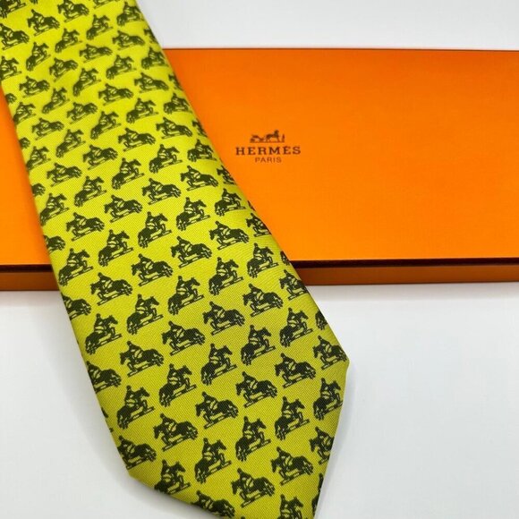 Hermés Paris Men's Vintage Horses Print Yellow Tie 100% Silk - Picture 1 of 6